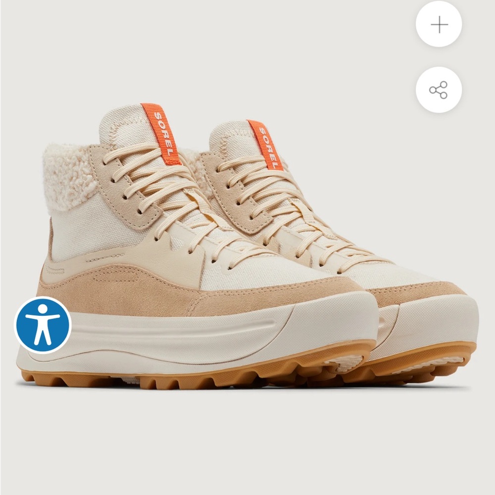 Great winter boots stylish and weather protecting. NEVER BEEN WORN